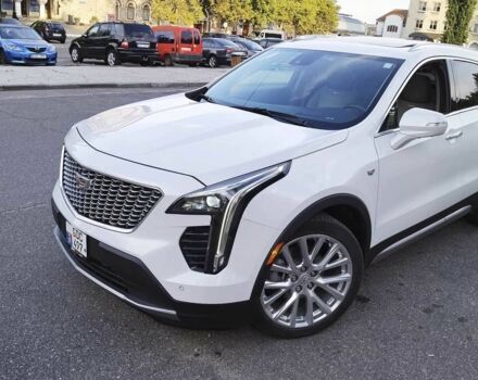Білий Каділак XT5, об'ємом двигуна 2 л та пробігом 69 тис. км за 29374 $, фото 1 на Automoto.ua