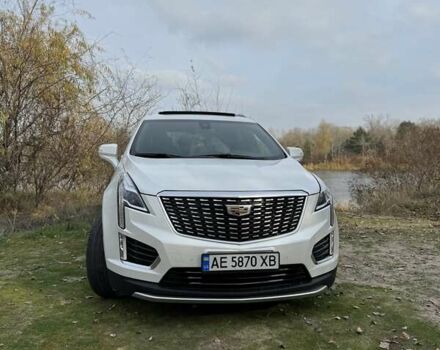 Белый Кадиллак XT5, объемом двигателя 3.56 л и пробегом 42 тыс. км за 29500 $, фото 1 на Automoto.ua