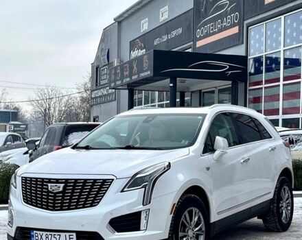 Белый Кадиллак XT5, объемом двигателя 2 л и пробегом 44 тыс. км за 20000 $, фото 1 на Automoto.ua