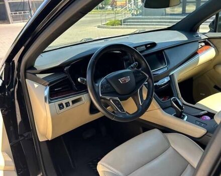 Черный Кадиллак XT5, объемом двигателя 3.65 л и пробегом 175 тыс. км за 22200 $, фото 12 на Automoto.ua