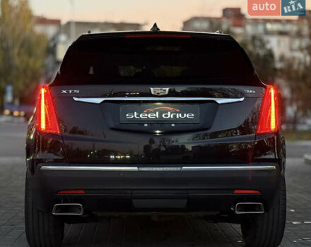 Чорний Каділак XT5, об'ємом двигуна 3.65 л та пробігом 175 тис. км за 21999 $, фото 3 на Automoto.ua