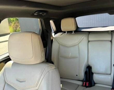 Черный Кадиллак XT5, объемом двигателя 3.65 л и пробегом 175 тыс. км за 22200 $, фото 18 на Automoto.ua