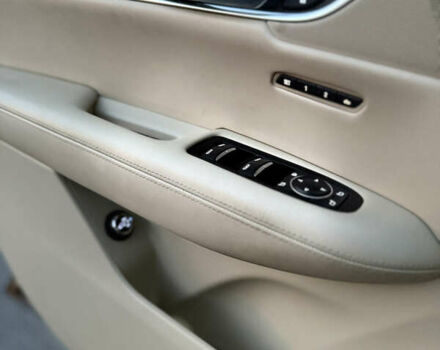 Чорний Каділак XT5, об'ємом двигуна 3.65 л та пробігом 175 тис. км за 21999 $, фото 11 на Automoto.ua