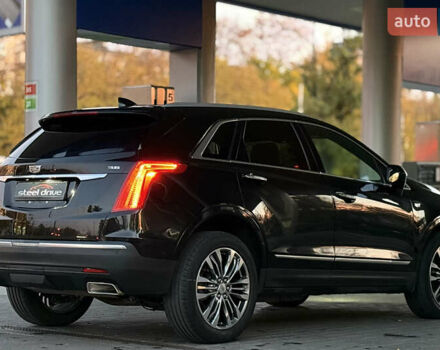 Чорний Каділак XT5, об'ємом двигуна 3.65 л та пробігом 175 тис. км за 21999 $, фото 5 на Automoto.ua