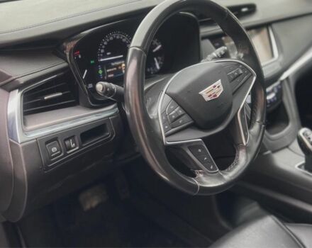 Чорний Каділак XT5, об'ємом двигуна 3.6 л та пробігом 120 тис. км за 18500 $, фото 11 на Automoto.ua