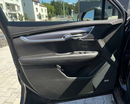Чорний Каділак XT5, об'ємом двигуна 3.6 л та пробігом 55 тис. км за 25500 $, фото 22 на Automoto.ua