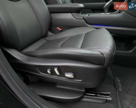 Чорний Каділак XT5, об'ємом двигуна 3.65 л та пробігом 33 тис. км за 29900 $, фото 25 на Automoto.ua