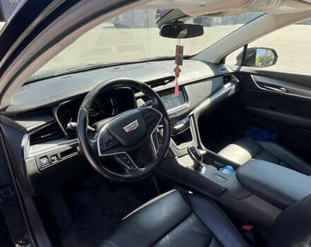 Чорний Каділак XT5, об'ємом двигуна 3.6 л та пробігом 55 тис. км за 25500 $, фото 8 на Automoto.ua