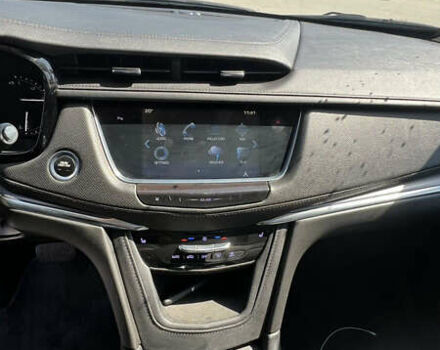 Чорний Каділак XT5, об'ємом двигуна 3.6 л та пробігом 55 тис. км за 25500 $, фото 9 на Automoto.ua