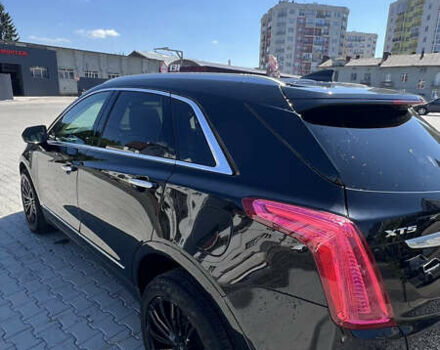 Чорний Каділак XT5, об'ємом двигуна 3.6 л та пробігом 55 тис. км за 25500 $, фото 13 на Automoto.ua