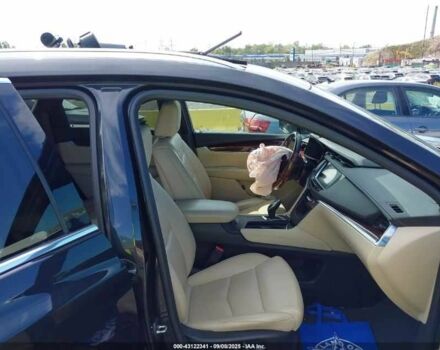 Чорний Каділак XT5, об'ємом двигуна 3.6 л та пробігом 71 тис. км за 14702 $, фото 10 на Automoto.ua