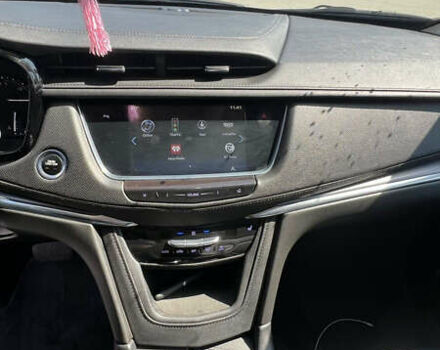 Чорний Каділак XT5, об'ємом двигуна 3.6 л та пробігом 55 тис. км за 25500 $, фото 3 на Automoto.ua