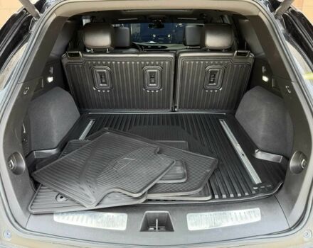 Чорний Каділак XT5, об'ємом двигуна 3.6 л та пробігом 27 тис. км за 7000 $, фото 6 на Automoto.ua