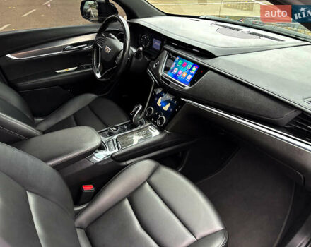 Чорний Каділак XT5, об'ємом двигуна 2 л та пробігом 82 тис. км за 38900 $, фото 21 на Automoto.ua