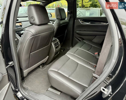 Черный Кадиллак XT5, объемом двигателя 2 л и пробегом 95 тыс. км за 22500 $, фото 27 на Automoto.ua