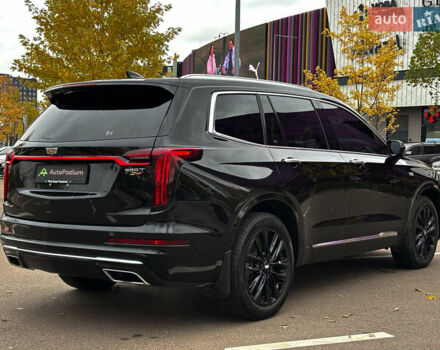 Чорний Каділак XT5, об'ємом двигуна 2 л та пробігом 82 тис. км за 38900 $, фото 5 на Automoto.ua