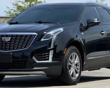 Чорний Каділак XT5, об'ємом двигуна 3.6 л та пробігом 27 тис. км за 7000 $, фото 2 на Automoto.ua