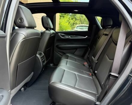 Чорний Каділак XT5, об'ємом двигуна 3.6 л та пробігом 27 тис. км за 7000 $, фото 13 на Automoto.ua