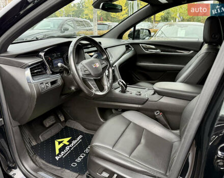 Черный Кадиллак XT5, объемом двигателя 2 л и пробегом 95 тыс. км за 22500 $, фото 19 на Automoto.ua