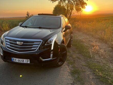 Черный Кадиллак XT5, объемом двигателя 3.6 л и пробегом 120 тыс. км за 18500 $, фото 1 на Automoto.ua