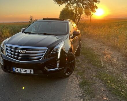 Чорний Каділак XT5, об'ємом двигуна 3.6 л та пробігом 120 тис. км за 18500 $, фото 1 на Automoto.ua