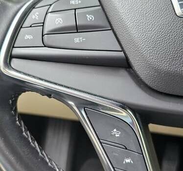 Коричневий Каділак XT5, об'ємом двигуна 3.65 л та пробігом 131 тис. км за 22500 $, фото 10 на Automoto.ua