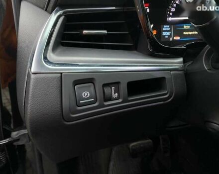 Каділак XT5, об'ємом двигуна 3.7 л та пробігом 33 тис. км за 29900 $, фото 13 на Automoto.ua