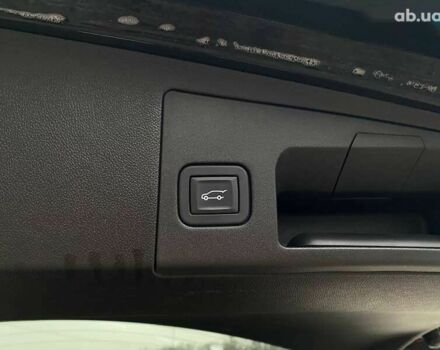 Каділак XT5, об'ємом двигуна 3.7 л та пробігом 33 тис. км за 29900 $, фото 27 на Automoto.ua