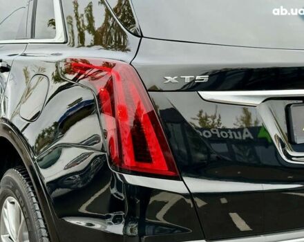 Кадиллак XT5, объемом двигателя 2 л и пробегом 95 тыс. км за 22500 $, фото 13 на Automoto.ua