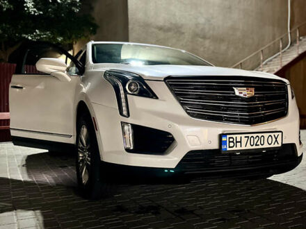 Кадиллак XT5 2017 в Одессе на Automoto.ua Кадиллак XT5, объемом двигателя 3.65 л и пробегом 62 тыс. км за 24999 $, фото 1 на Automoto.ua