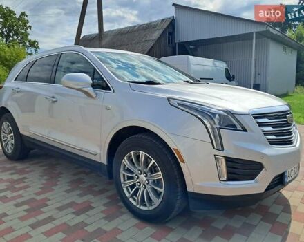 Сірий Каділак XT5, об'ємом двигуна 3.65 л та пробігом 151 тис. км за 20550 $, фото 1 на Automoto.ua