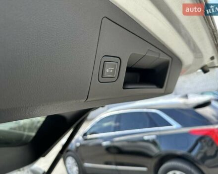 Серый Кадиллак XT5, объемом двигателя 3.6 л и пробегом 109 тыс. км за 25700 $, фото 18 на Automoto.ua