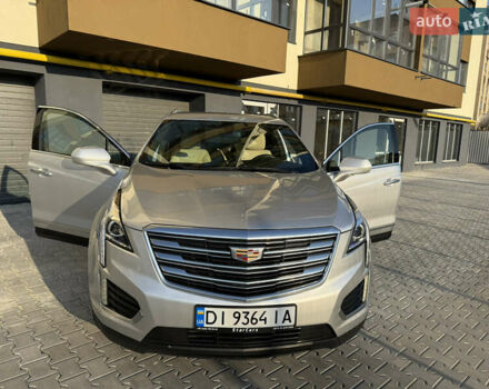 Сірий Каділак XT5, об'ємом двигуна 3.65 л та пробігом 50 тис. км за 18500 $, фото 11 на Automoto.ua