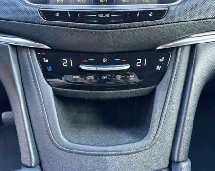 Серый Кадиллак XT5, объемом двигателя 3.6 л и пробегом 96 тыс. км за 17900 $, фото 17 на Automoto.ua