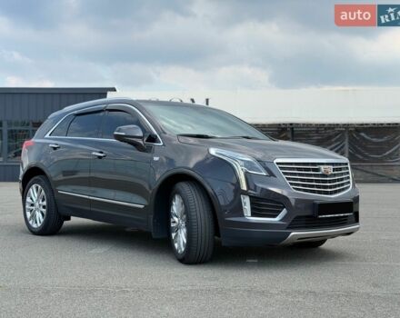 Серый Кадиллак XT5, объемом двигателя 3.65 л и пробегом 118 тыс. км за 32800 $, фото 1 на Automoto.ua