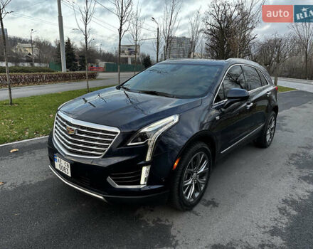 Синий Кадиллак XT5, объемом двигателя 3.6 л и пробегом 85 тыс. км за 25800 $, фото 1 на Automoto.ua