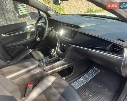 Белый Кадиллак XT6, объемом двигателя 3.6 л и пробегом 118 тыс. км за 29500 $, фото 7 на Automoto.ua