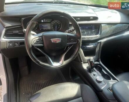 Белый Кадиллак XT6, объемом двигателя 3.6 л и пробегом 118 тыс. км за 29500 $, фото 8 на Automoto.ua