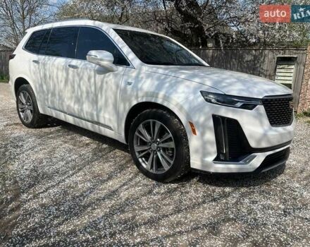 Белый Кадиллак XT6, объемом двигателя 3.6 л и пробегом 118 тыс. км за 29500 $, фото 2 на Automoto.ua