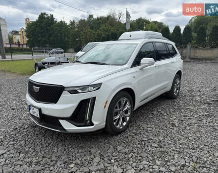Белый Кадиллак XT6, объемом двигателя 3.64 л и пробегом 33 тыс. км за 32500 $, фото 1 на Automoto.ua