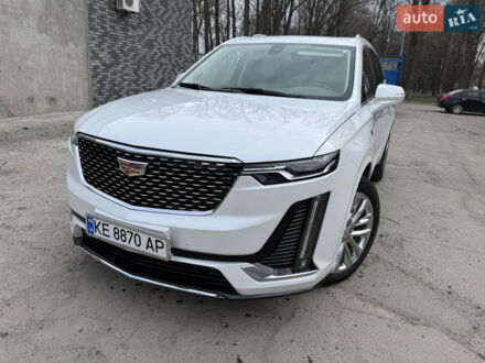Білий Каділак XT6, об'ємом двигуна 3.65 л та пробігом 32 тис. км за 39800 $, фото 1 на Automoto.ua