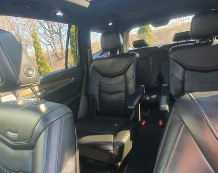 Чорний Каділак XT6, об'ємом двигуна 3.65 л та пробігом 115 тис. км за 39500 $, фото 11 на Automoto.ua