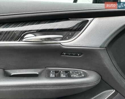 Черный Кадиллак XT6, объемом двигателя 3.6 л и пробегом 162 тыс. км за 25700 $, фото 12 на Automoto.ua