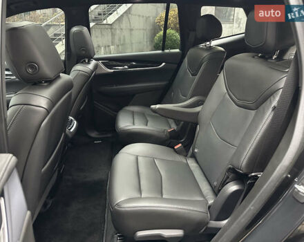 Черный Кадиллак XT6, объемом двигателя 3.65 л и пробегом 17 тыс. км за 36000 $, фото 12 на Automoto.ua