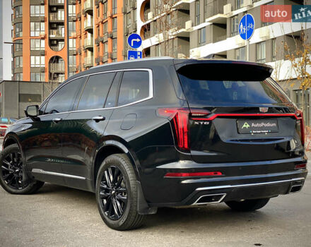 Кадиллак XT6 2021 в Киеве на Automoto.ua Черный Кадиллак XT6, объемом двигателя 2 л и пробегом 82 тыс. км за 39900 $, фото 6 на Automoto.ua