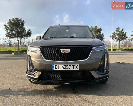 Коричневий Каділак XT6, об'ємом двигуна 3.6 л та пробігом 246 тис. км за 32000 $, фото 3 на Automoto.ua
