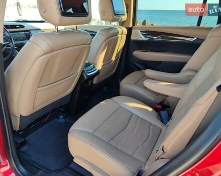 Красный Кадиллак XT6, объемом двигателя 3.6 л и пробегом 72 тыс. км за 37000 $, фото 9 на Automoto.ua