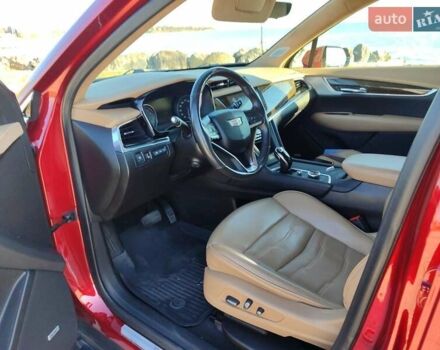 Красный Кадиллак XT6, объемом двигателя 3.6 л и пробегом 72 тыс. км за 37000 $, фото 10 на Automoto.ua