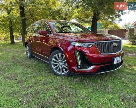 Красный Кадиллак XT6, объемом двигателя 3.6 л и пробегом 72 тыс. км за 37000 $, фото 1 на Automoto.ua