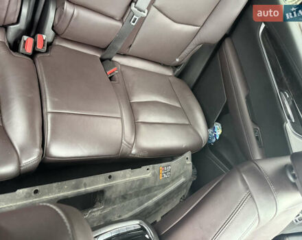 Кадиллак XT6, объемом двигателя 0 л и пробегом 75 тыс. км за 18500 $, фото 18 на Automoto.ua